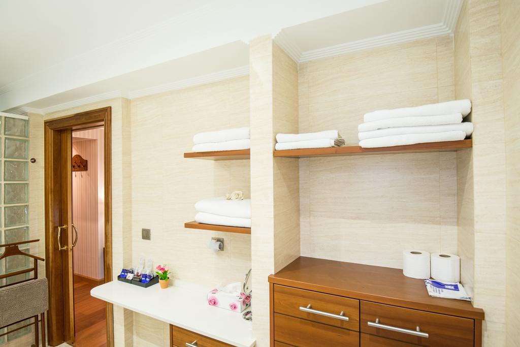 فيتوريا غاستيِز Apartamentos Gasteiz المظهر الخارجي الصورة